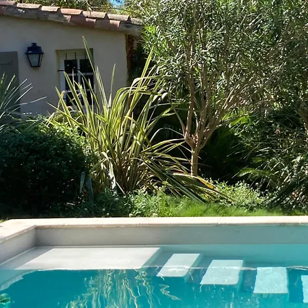 La Vagabonde Alojamento de Acomodação e Pequeno-almoço 4*