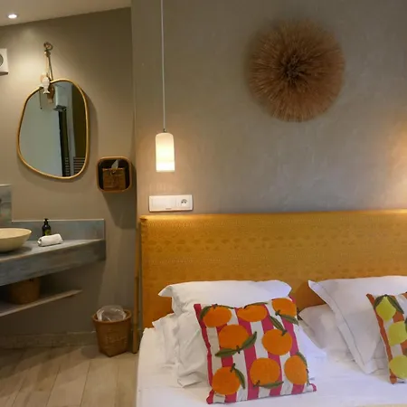 La Vagabonde Bed & Breakfast *